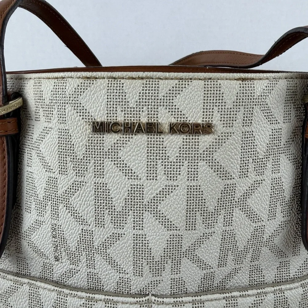 MICHAEL‎ KORS Bedford Large Pocket Vanilla Tote Bag Logo 30S0GBFT3B